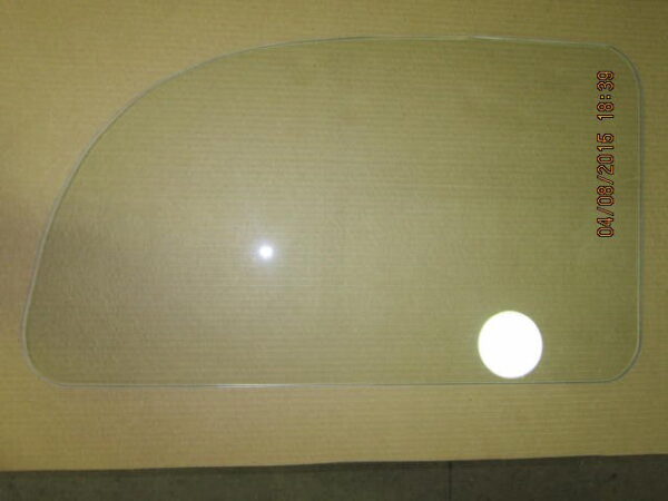 Wagon rear quarter glass