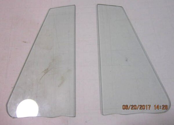 2335b_Jeepster_vent_glass_pair_clear – Copy