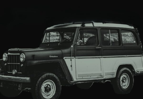 2713_Willys_Wagon_One_piece_windshield_1